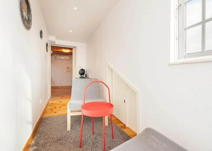Apartamento Attic With Balcony In Bairro Alto Lisboa